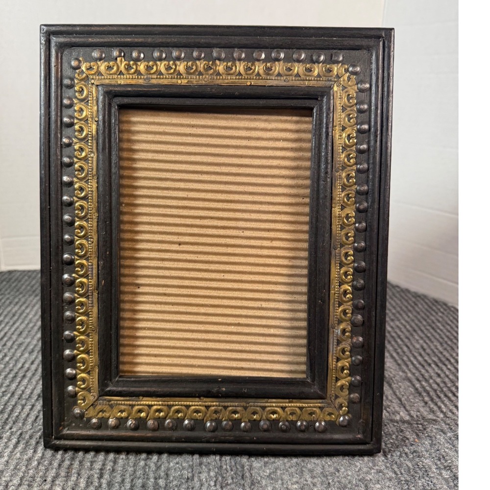 Vintage Black Wood Picture Frame Gold Brass Scrolled Inlay Studded 5x7 Opening